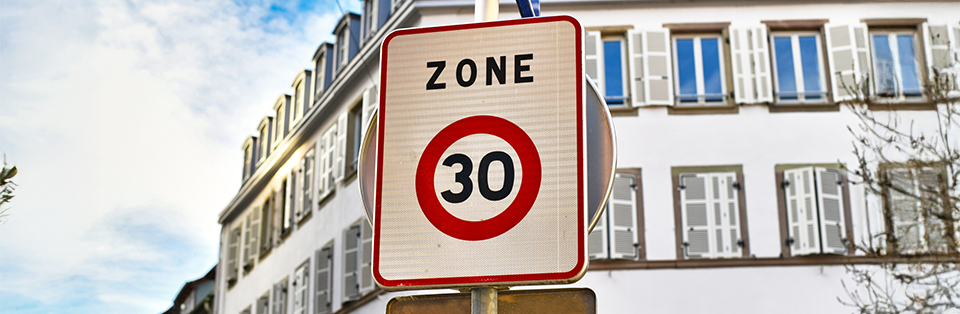 panneau zone 30 centre ville